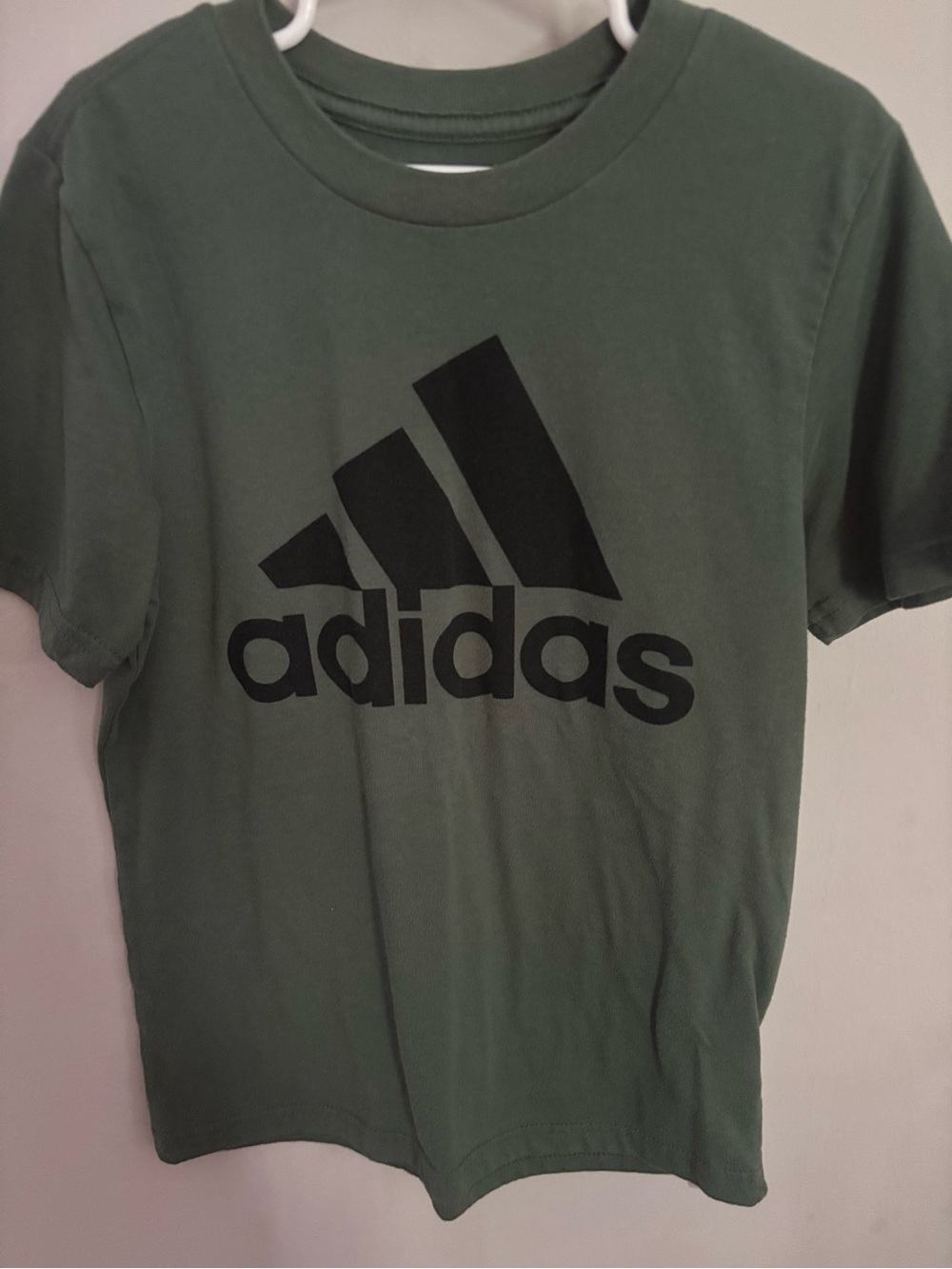 Kids Adidas Logo Tee in Olive Green ALSO ON De POP